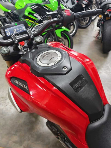 2018_honda_cb150r_red_17860930_04e5565e_processed.jpg