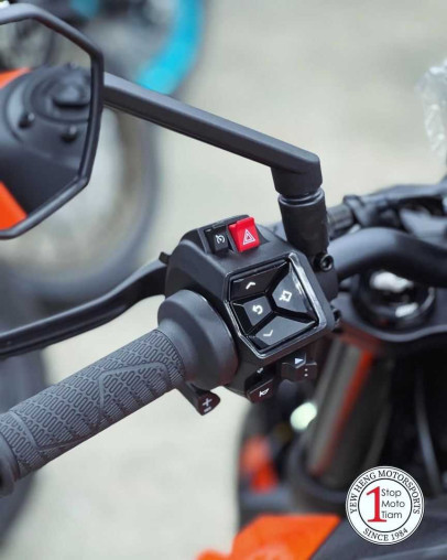 2024_ktm_990_duke__the_sniper__2d95de8a_processed.jpg