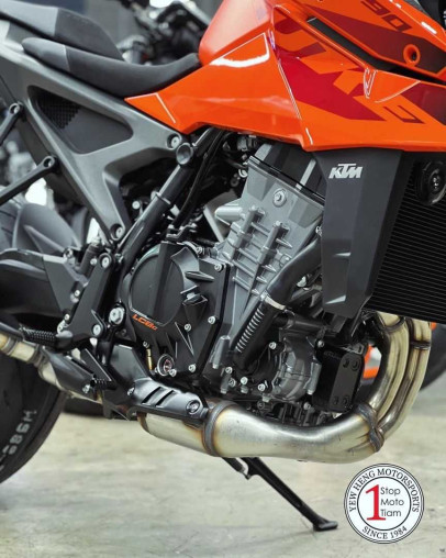 2024_ktm_990_duke__the_sniper__adf106d3_processed.jpg