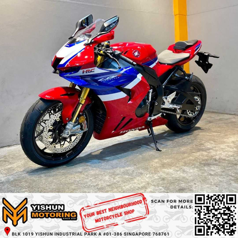 brand_new_honda_cbr1000rrr_sp__84356bf0_processed.jpg