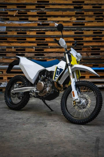 brand_new_husqvarna_701_enduro_6f6d0ab5_processed_converted.avif