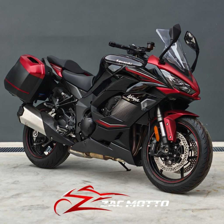 brand_new_kawasaki_ninja_z1000_5885510a_processed_converted.avif