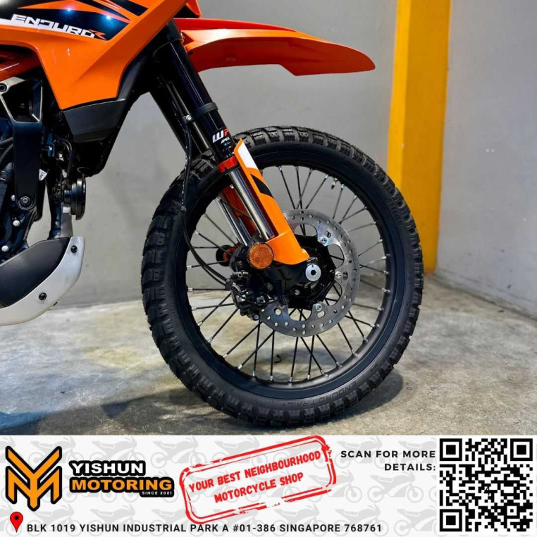 brand_new_ktm_125_enduro_r__ne_1079b1b9_processed.jpg