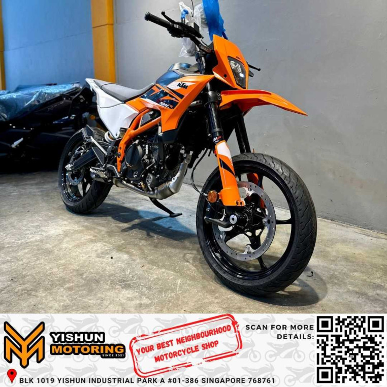 brand_new_ktm_125_smc_r__new_k_56b62933_processed.jpg