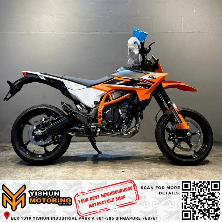 brand_new_ktm_125_smc_r__new_k_aadb1b30_processed_converted.avif