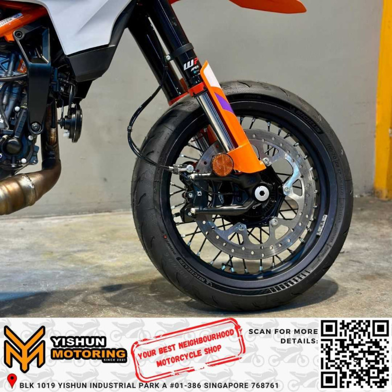 brand_new_ktm_390_smc_r__new_k_1977fa7e_processed.jpg