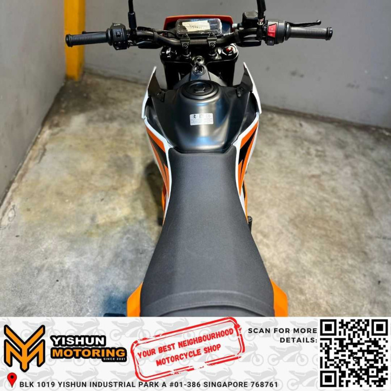 brand_new_ktm_390_smc_r__new_k_4ec85d10_processed.jpg