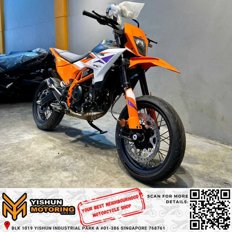brand_new_ktm_390_smc_r__new_k_f0dd1968_processed.jpg