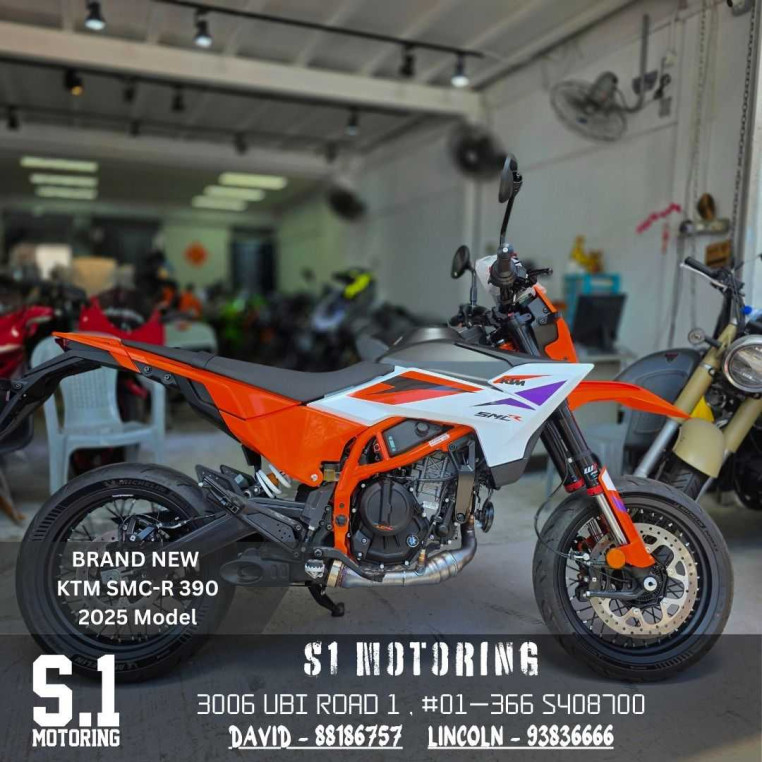 brand_new_ktm_390_smcr__smcr___215632eb_processed.jpg