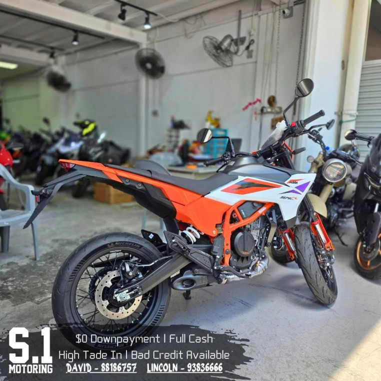 brand_new_ktm_390_smcr__smcr___d8ddd9cc_processed.jpg