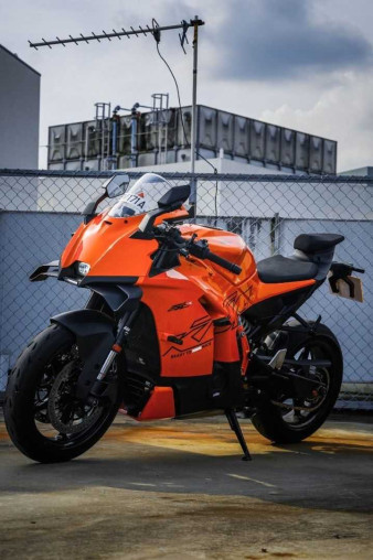 brand_new_ktm_990_rc_r__new_mo_2b1a10dc_processed.jpg