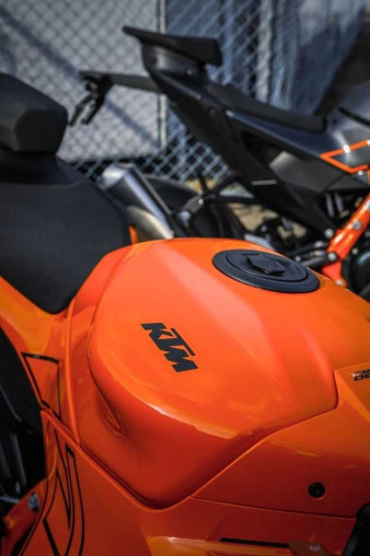 brand_new_ktm_990_rc_r__new_mo_ea19d337_processed.jpg