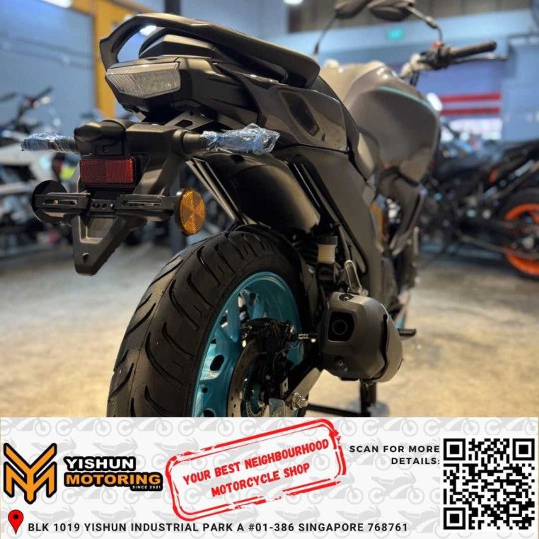 brand_new_yamaha_fzs_fi_hybrid_06ef83fa_processed.jpg