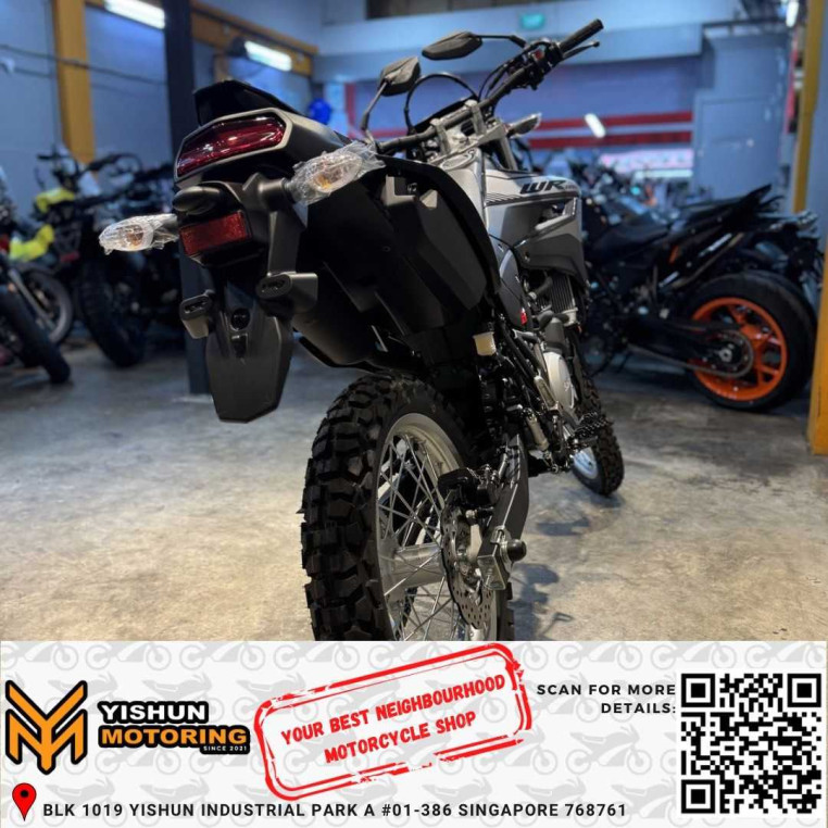 brand_new_yamaha_wr125r__yamah_d6f381a6_processed.jpg