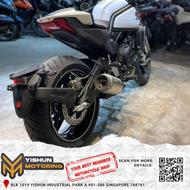 cf_moto_700_clx_sport__cfmoto__390e9d8c_processed.jpg