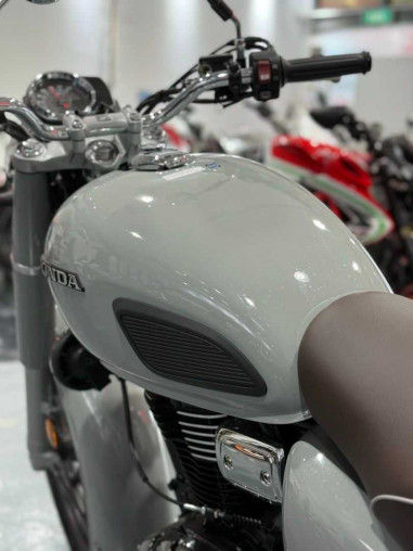honda_cb350_hness_1773051877_b_9d0a3ab3_processed.jpg