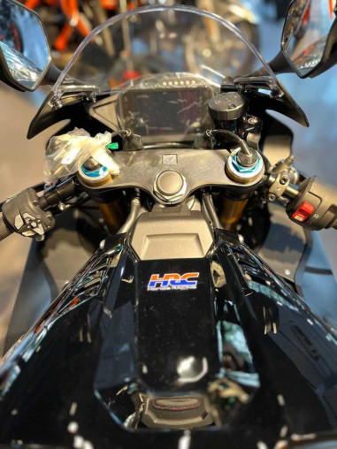 honda_cbr1000rrr_sp_1721116868_9203992d_processed.jpg