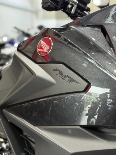 honda_nt1100_1753855571_9f860b_079f16e5_processed.jpg