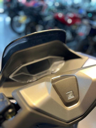 honda_pcx_160_1749612684_874e7_3703b834_processed.jpg