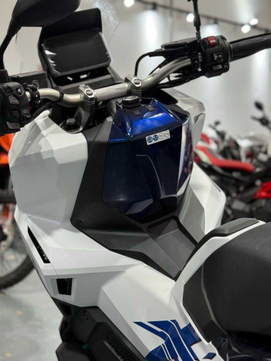 honda_xadv_750_1773134349_9d44_3b0bfa36_processed.jpg