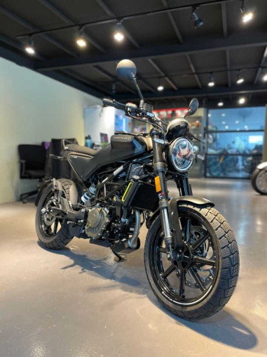 husqvarna_svarpilen_200_172266_d562660b_processed.jpg