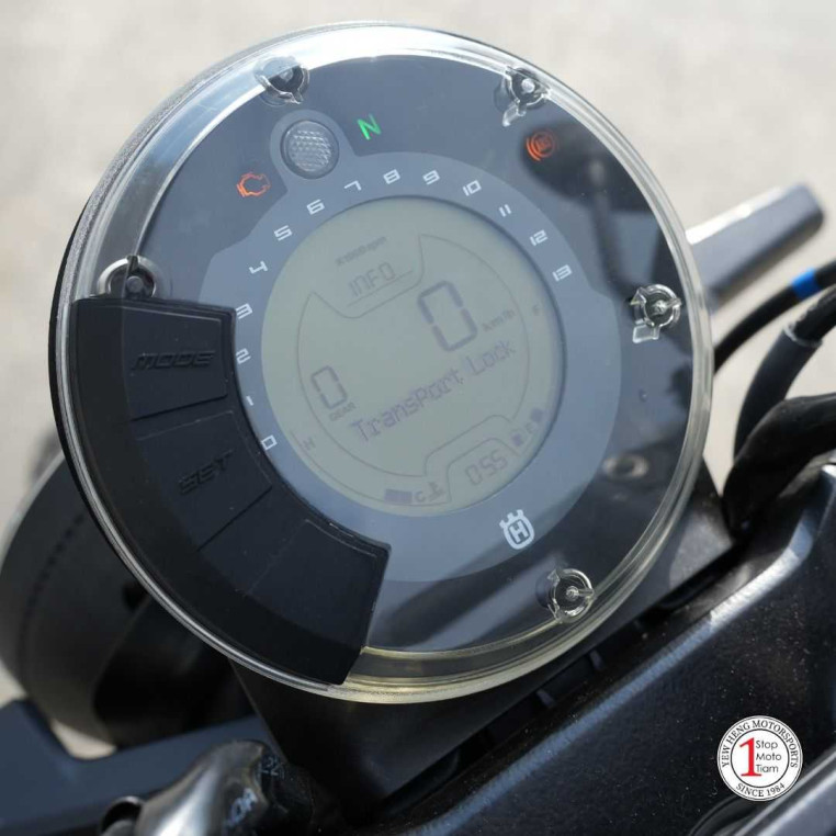 husqvarna_svartpilen_200_17085_8f31b2ed_processed.jpg