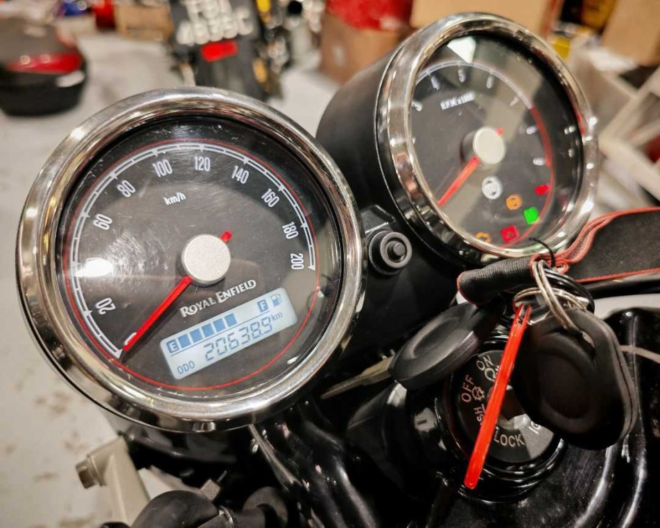 jan_2024_royal_enfield_interce_34b4a183_processed.jpg