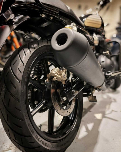 jan_2024_royal_enfield_interce_49209a29_processed.jpg