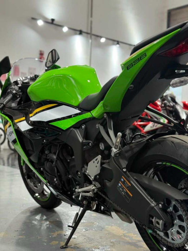 kawasaki_zx6r_1773298356_d6611_1e9c92f6_processed.jpg