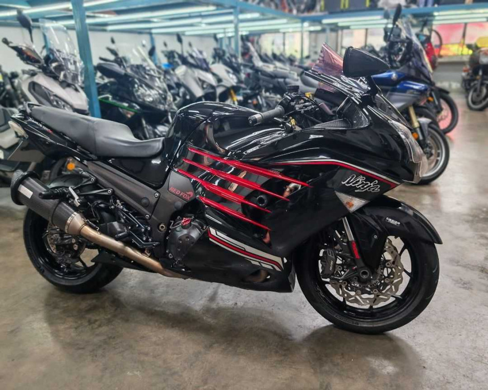 kawasaki_zzr1400_coe_2032_1785_1dc6e4be_processed.jpg