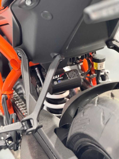 ktm_1390_super_duke_r_evo_1743_62589877_processed.jpg