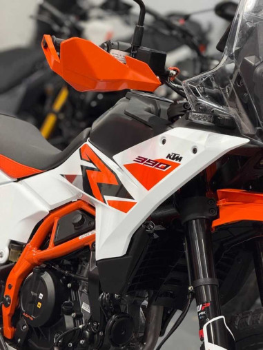 ktm_390_adventure_r__175518853_45792dc4_processed.jpg