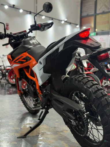 ktm_390_enduro_r_1772860590_3c_7e10e51d_processed.jpg