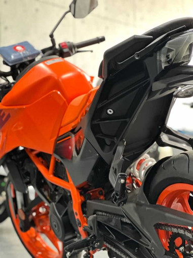 ktm_duke_390_2024_1710824684_8_bae259a0_processed.jpg