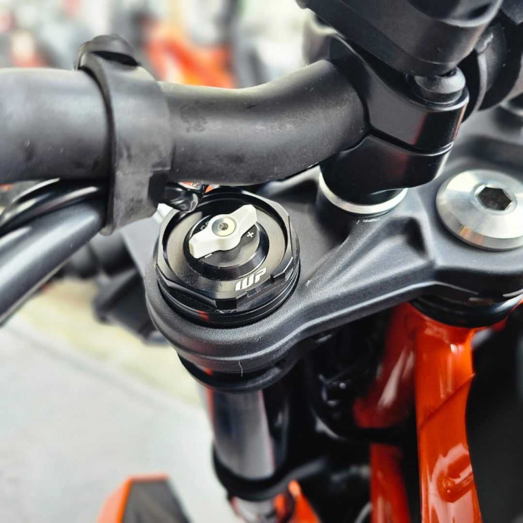 ktm_duke_390__2024_model__1710_5a99b1b4_processed.jpg