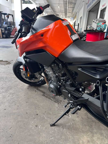 ktm_duke_790_1766995690_fd39fc_2e874f73_processed.jpg