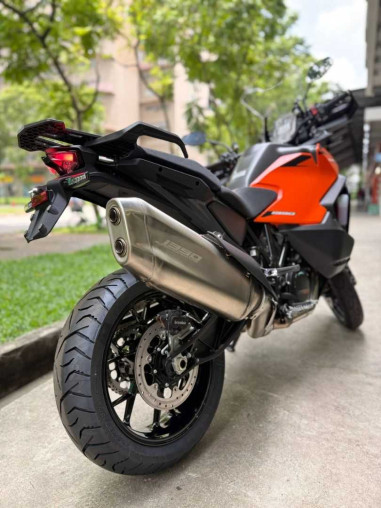 ktm_super_adventure_1390_17775_7fa9126b_processed.jpg