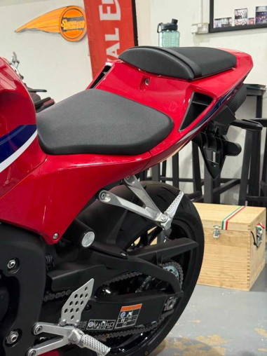 new_honda_cbr600rr_for_sale_17_5dd5fdb6_processed.jpg