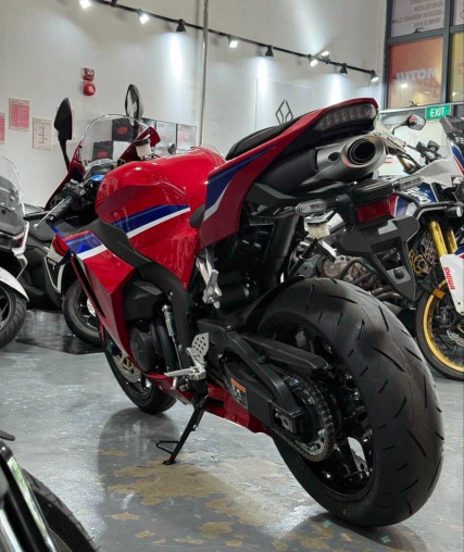 new_honda_cbr600rr_for_sale_17_a8f627a7_processed.jpg