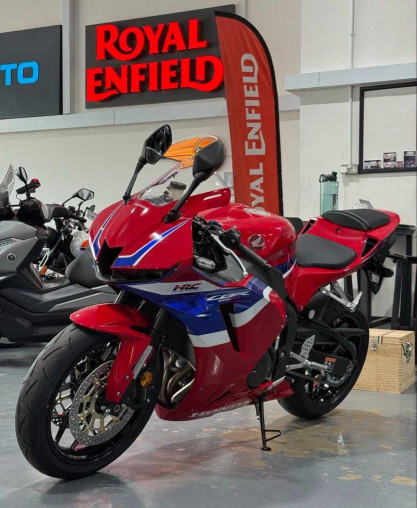 new_honda_cbr600rr_for_sale_17_b07d489a_processed.jpg