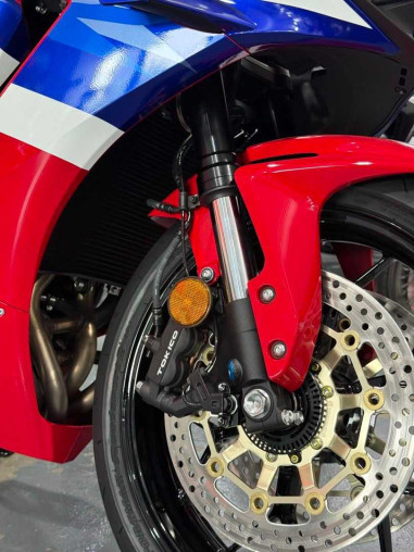 new_honda_cbr600rr_for_sale_17_e3b067c2_processed.jpg