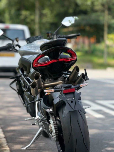 new_mv_agusta_brutale_1000_rs__2c3542ad_processed.jpg