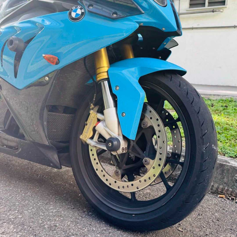 preowned_bmw_s1000rr__s1000rr__beb07d5f_processed.jpg