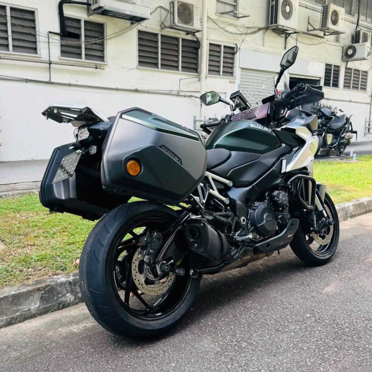preowned_suzuki_gsx_s1000gx_gs_7d226cac_processed.jpg