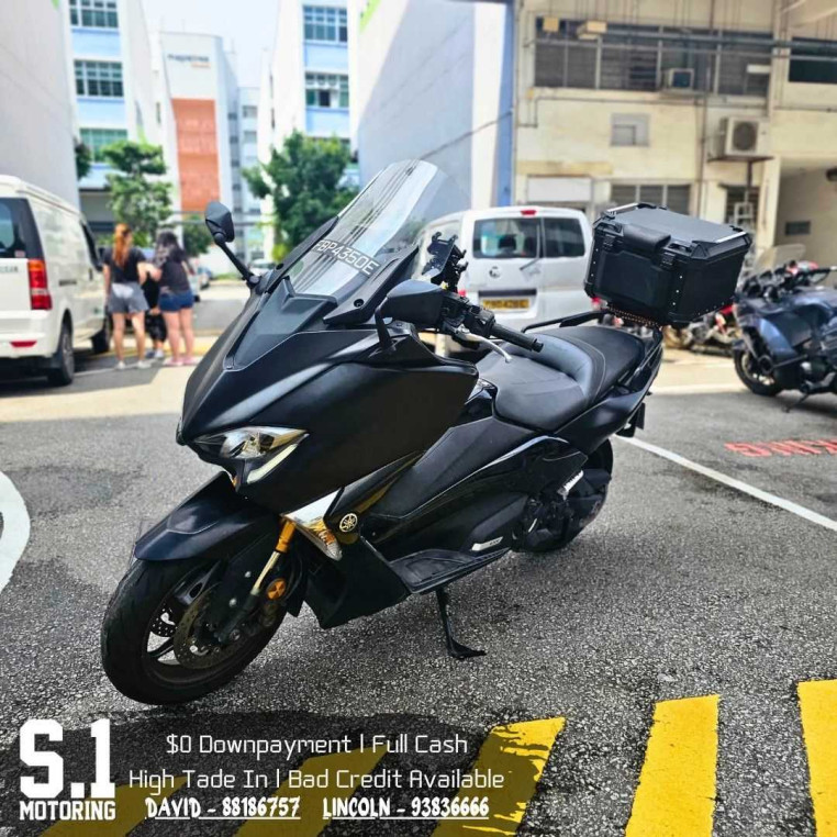 preowned_yamaha_tmax_530_dx_17_4f82d87a_processed.jpg