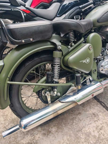 royal_enfield_bullet_500_battl_46bfaddb_processed.jpg