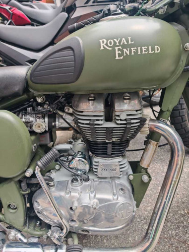 royal_enfield_bullet_500_battl_8d3525da_processed.jpg