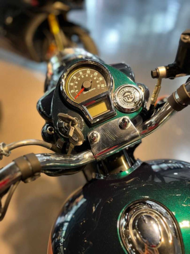 royal_enfield_classic_350_1722_92058f2a_processed.jpg