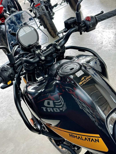 royal_enfield_himalayan_450__n_e332622a_processed.jpg