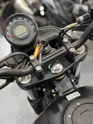 royal_enfield_himalayan_scram__dc9adf08_processed.jpg